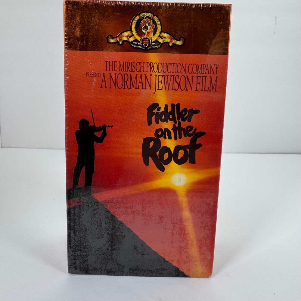 MGM/UA‎ Fiddler on the Roof VHS Movie Red Sealed Vintage Musical 1971
